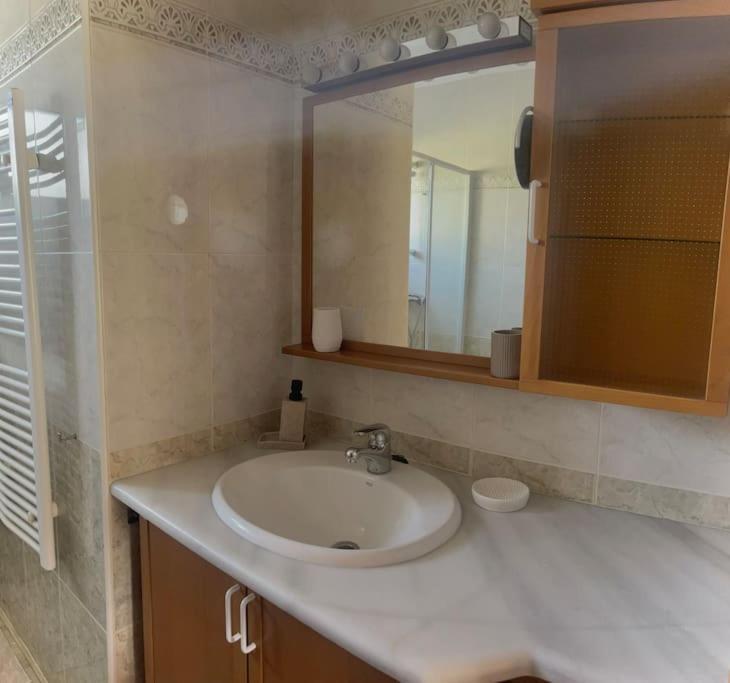 Maison Cosy Au Pied Du Golf Avec Piscine Privee Muntanya la Sella Luaran gambar