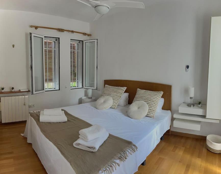 Maison Cosy Au Pied Du Golf Avec Piscine Privee Muntanya la Sella Luaran gambar